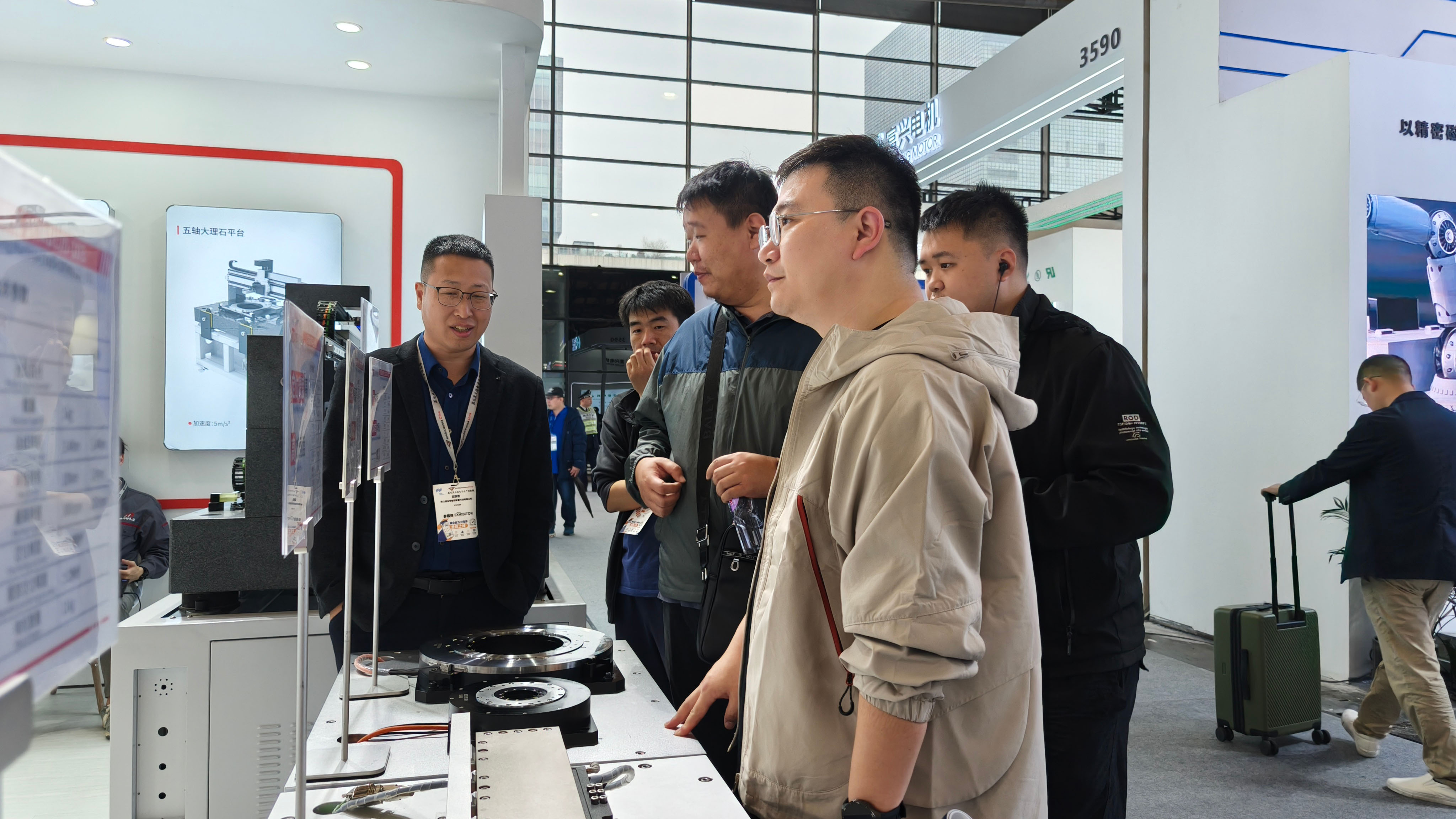 德瑪特智能亮相2025慕尼黑上海電子生產(chǎn)設(shè)備展，展示高端直驅(qū)技術(shù)新突破